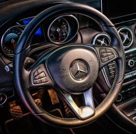 satisfied auto service customer